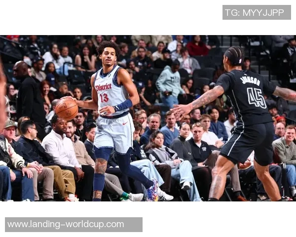 魔术队与篮网队的激烈对决一比分揭晓赛场精彩瞬间回顾